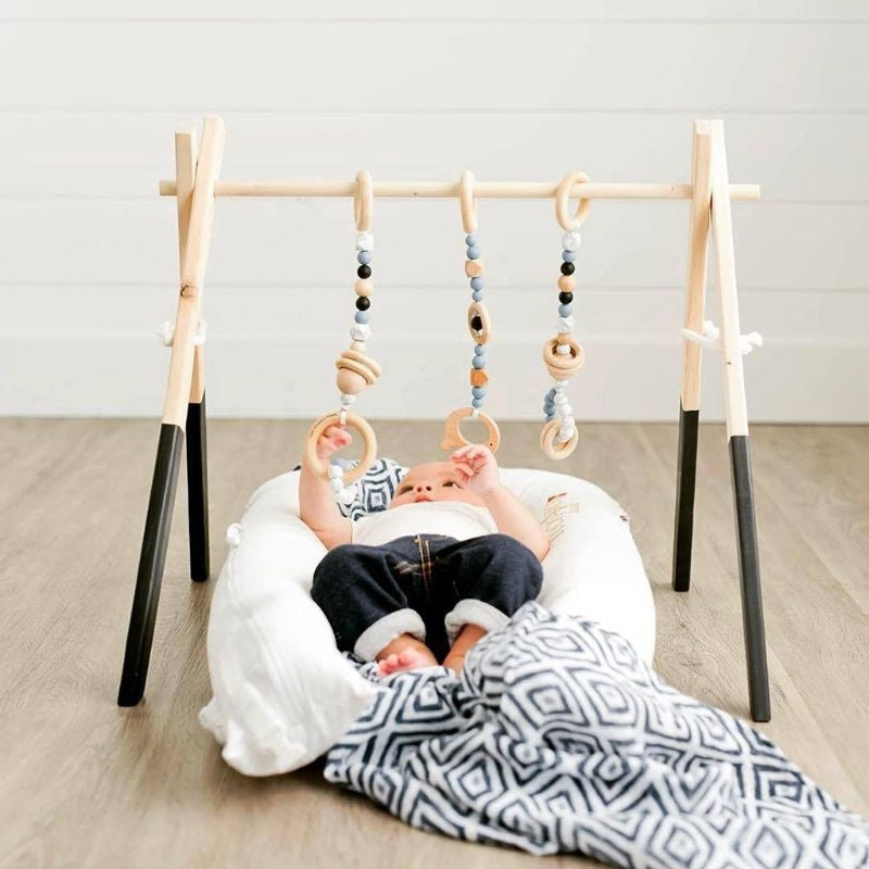 Newborn baby fitness frame